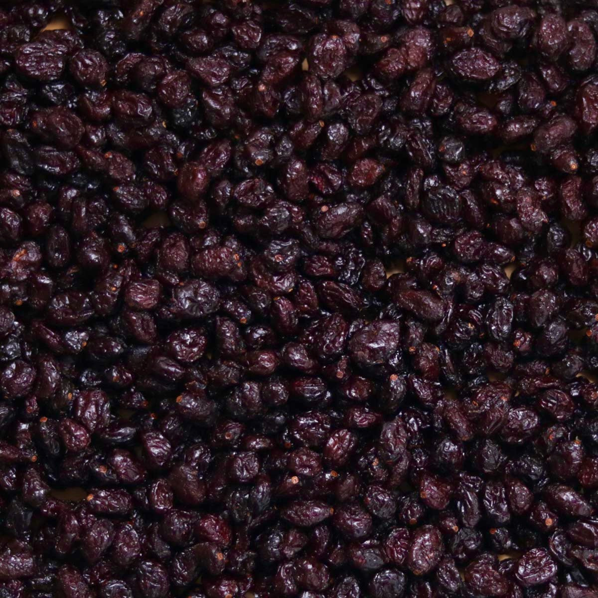 Whole dried cranberries, infused with apple juice - organic